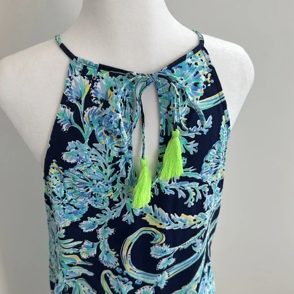 Lilly Pulitzer halter neck dress excellent used condition. Size small. - Picture 4 of 9